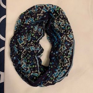 patterned infinity scarf
